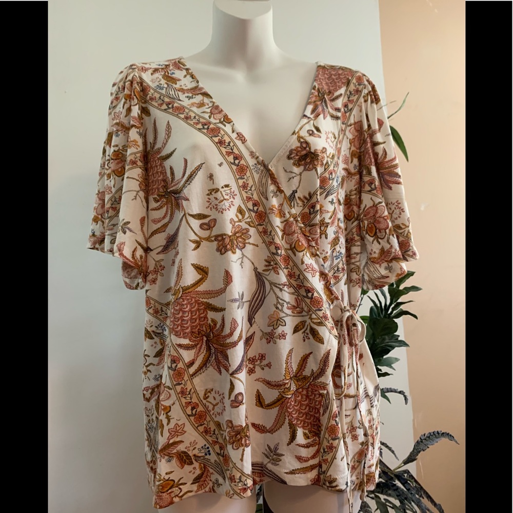Lucky Brand 🍀Boho Deep V Wrap Flutter Sleeve Top